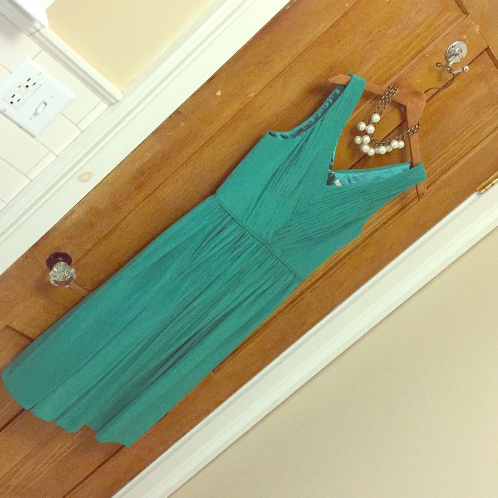 {Boden} green sleeveless v-neck (&back) dress